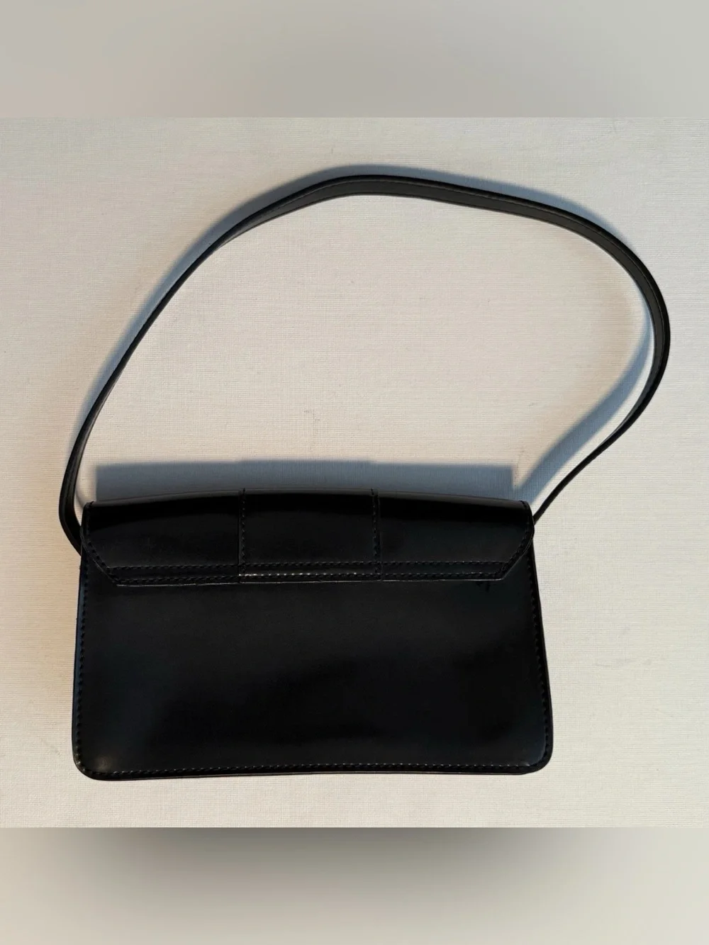 Vintage GUESS Black Shoulder Bag G Logo Buckle Envelope Baguette Y2K Mini Purse